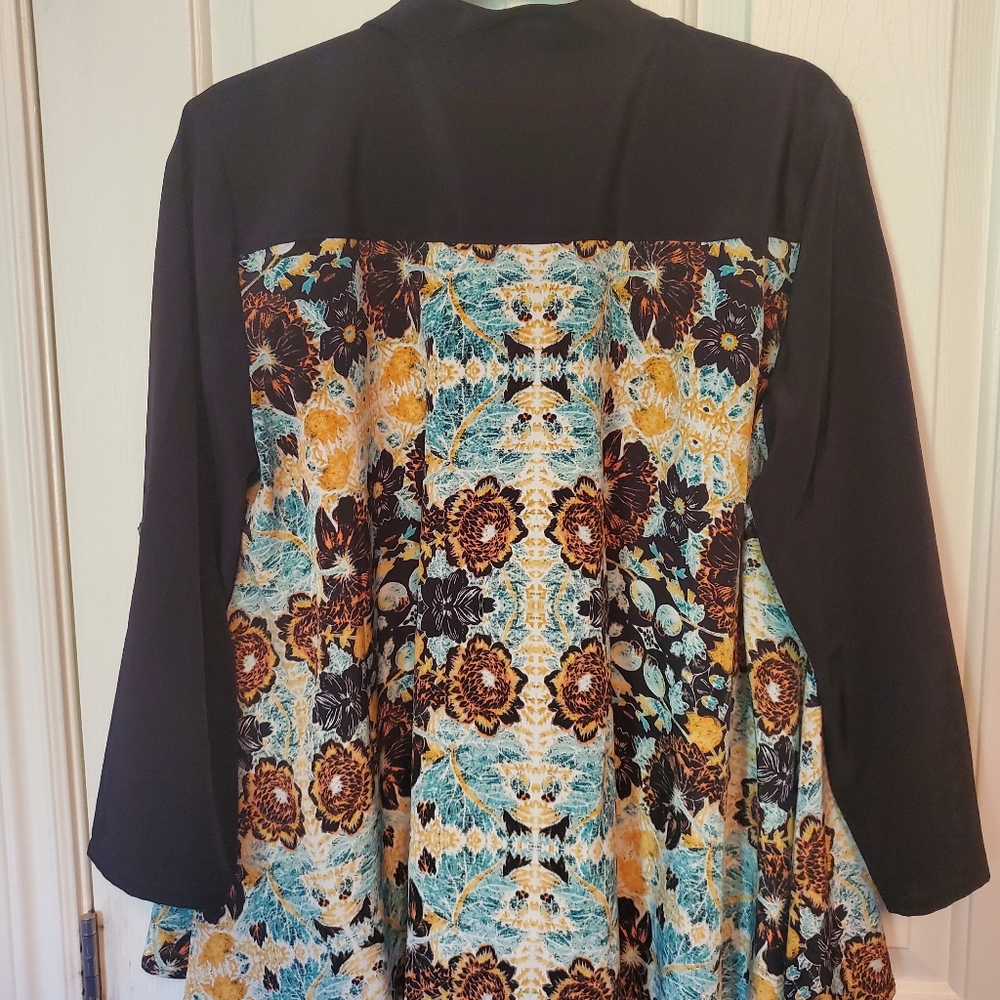 🌴 **SALE**BOGO** Fall blouse - Picture 5 of 6
